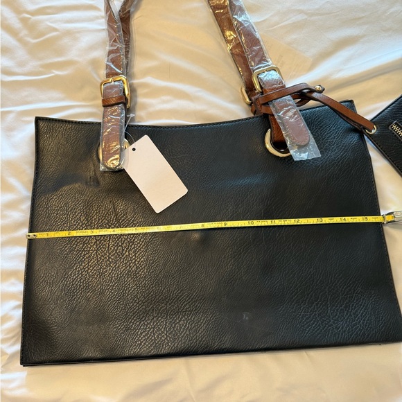 Tabatha Bag Pleather Tote With Many Individual Compartments Black and Brown NWT - Picture 6 of 9